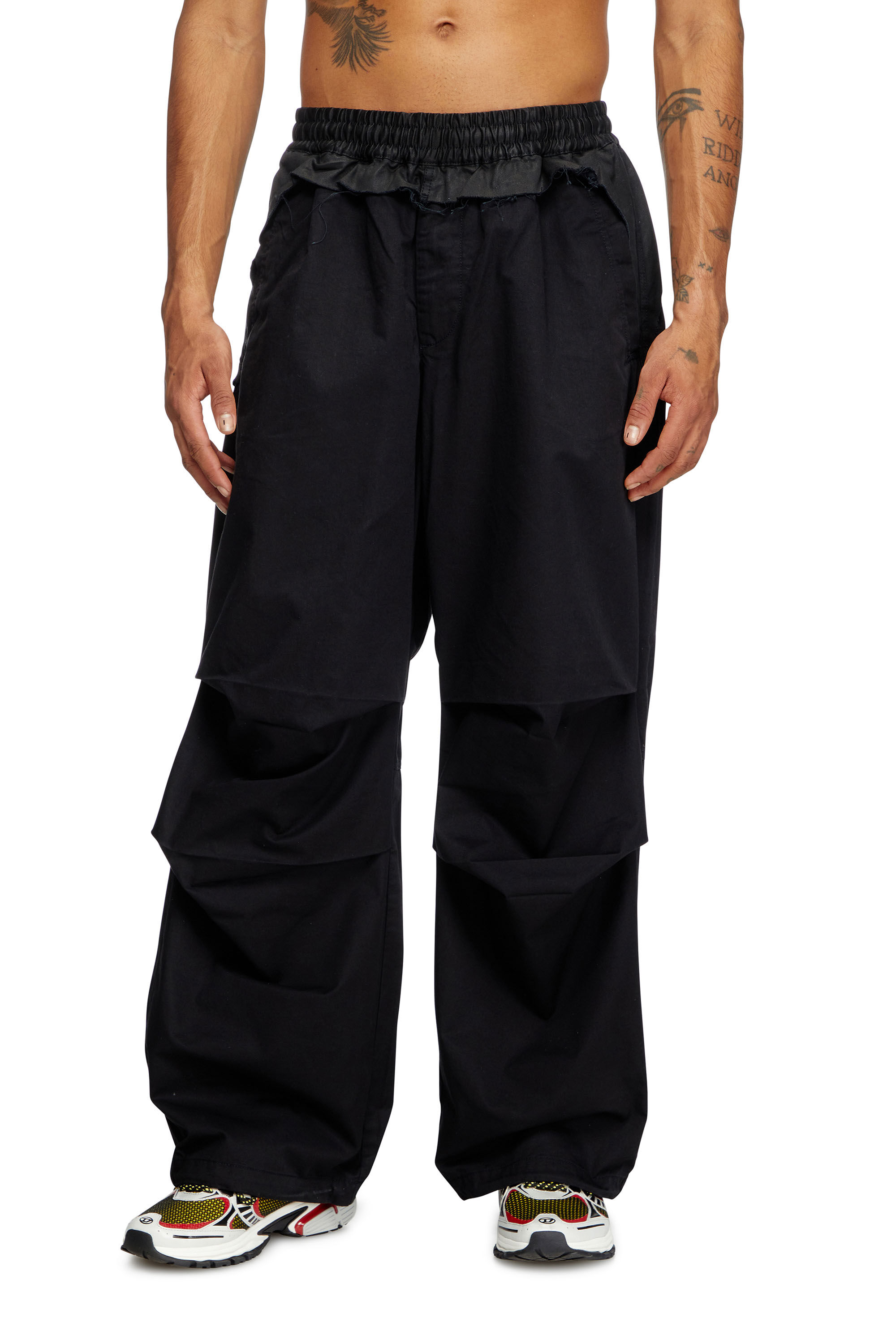 Diesel - P-GUSTAF, Man's Cargo pants in Black - 3